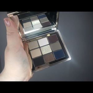 Eyeshadow palette